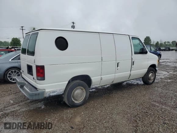 ✅ 2002 Ford Econoline Cargo • VIN: 1FTNE24LX2HB77733 • Lot: 59938165. Wystawiony na Copart z przebiegiem 104 812 mil. Bezpłatny archiwum sprzedaży aukcyjnych z USA i szczegółowy raport historii pojazdu na DreamBid. Zdjęcie 3.