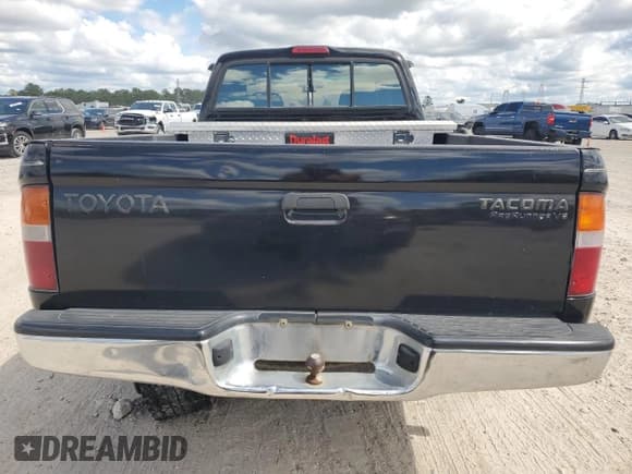 ✅ 1998 Toyota Tacoma • VIN: 4TASN92N0WZ110361 • Лот: 74660214. Опубликован ранее на Copart с пробегом 288 647 миль. Бесплатный доступ к архиву аукционных продаж из США и подробный отчёт об истории автомобиля на DreamBid. Изображение 6.