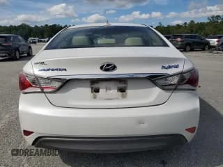 ✅ 2011 Hyundai Sonata Hybrid • VIN: KMHEC4A4XBA017922 • Lot: 70760894. Listed on Copart with 158,093 mi. Free auction sales archive from the USA and detailed vehicle history report at DreamBid. Image 6.
