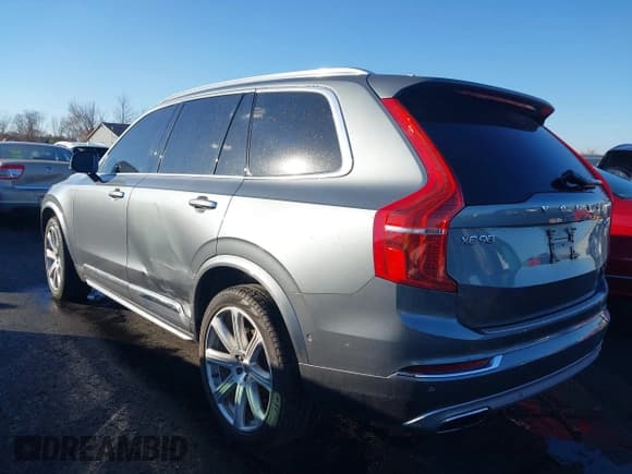 ✅ 2018 Volvo XC90 Inscription • VIN: YV4A22PL7J1336795 • Lot: 43516521. Listed on IAAI with 102,995 mi. Free auction sales archive from the USA and detailed vehicle history report at DreamBid. Image 3.