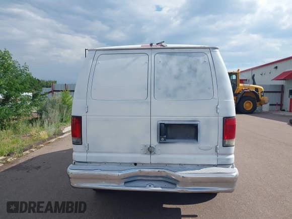 ✅ 2011 Ford Econoline Cargo Commercial • VIN: 1FTNE2EW2BDA76749 • Lot: 42742852. Listed on IAAI with 159,001 mi. Free auction sales archive from the USA and detailed vehicle history report at DreamBid. Image 16.