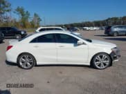 ✅ 2015 Mercedes-Benz CLA 250 • VIN: WDDSJ4EB8FN164461 • Lot: 43783324. Wystawiony na IAAI z przebiegiem 161 220 mil. Bezpłatny archiwum sprzedaży aukcyjnych z USA i szczegółowy raport historii pojazdu na DreamBid. Zdjęcie 12.