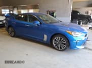 ✅ 2019 Kia Stinger • VIN: KNAE15LA2K6051145 • Lot: 56882864. Wystawiony na Copart z przebiegiem 70 295 mil. Bezpłatny archiwum sprzedaży aukcyjnych z USA i szczegółowy raport historii pojazdu na DreamBid. Zdjęcie 4.