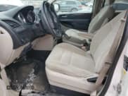 ✅ 2016 Dodge Grand Caravan SE • VIN: 2C7WDGBG7GR144245 • Lot: 90969245. Wystawiony na Copart z przebiegiem Nie podano. Bezpłatny archiwum sprzedaży aukcyjnych z USA i szczegółowy raport historii pojazdu na DreamBid. Zdjęcie 7.