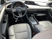 ✅ 2019 Mazda 3 Premium • VIN: JM1BPBEMXK1119599 • Lot: 71036504. Wystawiony na Copart z przebiegiem 61 371 mil. Bezpłatny archiwum sprzedaży aukcyjnych z USA i szczegółowy raport historii pojazdu na DreamBid. Zdjęcie 8.