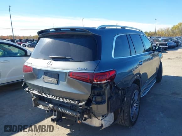 ✅ 2021 Mercedes-Benz GLS 450 • VIN: 4JGFF5KE5MA476402 • Lot: 43544292. Wystawiony na IAAI z przebiegiem 130 361 mil. Bezpłatny archiwum sprzedaży aukcyjnych z USA i szczegółowy raport historii pojazdu na DreamBid. Zdjęcie 4.
