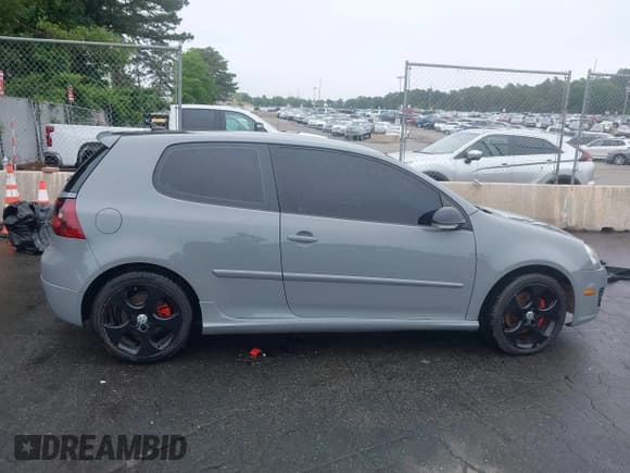 ✅ 2007 Volkswagen Golf GTI • VIN: WVWFV71K87W043660 • Lot: 42486110. Listed on IAAI with 85,181 mi. Free auction sales archive from the USA and detailed vehicle history report at DreamBid. Image 12.