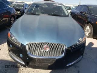 ✅ 2015 Jaguar XF T Premium • VIN: SAJWA0FS0FPU62589 • Лот: 71518922. Опубликован ранее на Copart с пробегом Не указан. Бесплатный доступ к архиву аукционных продаж из США и подробный отчёт об истории автомобиля на DreamBid. Изображение 5.