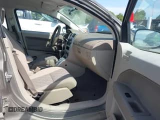 ✅ 2007 Dodge Caliber SXT • VIN: 1B3HB48B57D268525 • Lot: 43086273. Listed on IAAI with 89,909 mi. Free auction sales archive from the USA and detailed vehicle history report at DreamBid. Image 5.