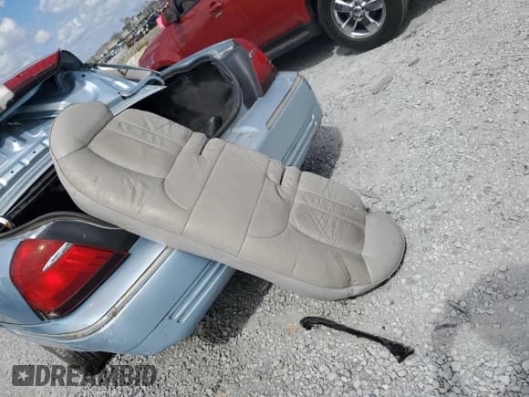 ✅ 2002 Mercury Grand Marquis LS Premium • VIN: 2MEFM75WX2X622337 • Lot: 84576185. Wystawiony na Copart z przebiegiem 202 015 mil. Bezpłatny archiwum sprzedaży aukcyjnych z USA i szczegółowy raport historii pojazdu na DreamBid. Zdjęcie 12.