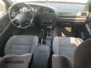 ✅ 2001 Nissan Pathfinder LE • VIN: JN8DR09Y81W605290 • Lot: 69449044. Wystawiony na Copart z przebiegiem 178 569 mil. Bezpłatny archiwum sprzedaży aukcyjnych z USA i szczegółowy raport historii pojazdu na DreamBid. Zdjęcie 8.