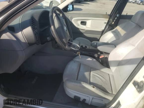 1998 BMW 3 Series 328i with VIN WBACD4324WAV61646, listed as a Copart auction lot 43607845 with 253,609 mi miles and Salvage title. Bid and sale history available at DreamBid. Image 7.