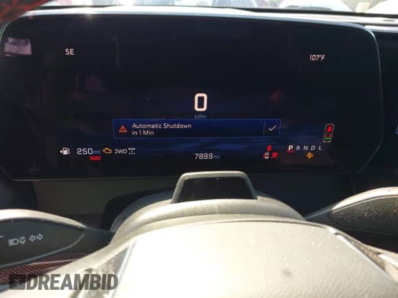 2025 Chevrolet Traverse AWD RS with VIN 1GNEVLRS7SJ193023, listed as a IAAI auction lot 42846732 with 7,899 mi miles and . Bid and sale history available at DreamBid. Image 7.