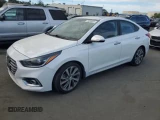 ✅ 2018 Hyundai Accent Limited • VIN: 3KPC34A35JE018975 • Лот: 74818524. Опубликован ранее на Copart с пробегом 57 063 миль. Бесплатный доступ к архиву аукционных продаж из США и подробный отчёт об истории автомобиля на DreamBid. Изображение 1.