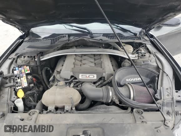 ✅ 2016 Ford Mustang GT Premium • VIN: 1FA6P8CF5G5202565 • Lot: 86446555. Wystawiony na Copart z przebiegiem 103 646 mil. Bezpłatny archiwum sprzedaży aukcyjnych z USA i szczegółowy raport historii pojazdu na DreamBid. Zdjęcie 11.