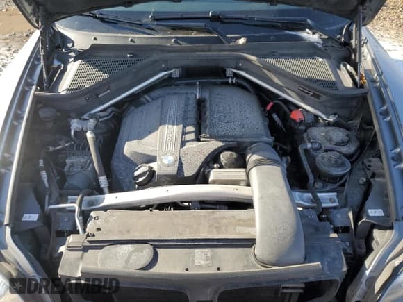 ✅ 2012 BMW X5 35i • VIN: 5UXZV4C56CL987972 • Lot: 82673345. Listed on Copart with 101,537 mi. Free auction sales archive from the USA and detailed vehicle history report at DreamBid. Image 11.