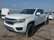 ✅ 2015 Chevrolet Colorado 4WD WT • VIN: 1GCGTAE37F1172852 • Лот: 42609536. Опубликован ранее на IAAI с пробегом 215 487 миль. Бесплатный доступ к архиву аукционных продаж из США и подробный отчёт об истории автомобиля на DreamBid. Изображение 2.
