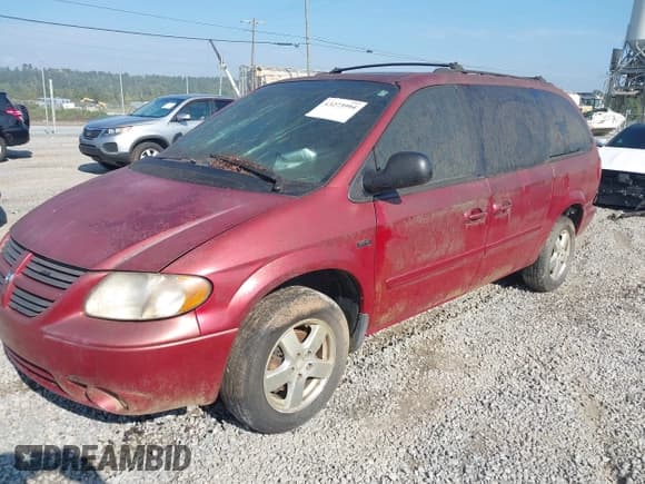 ✅ 2005 Dodge Caravan SXT • VIN: 2D4GP44L15R346306 • Лот: 43273994. Опубликован ранее на IAAI с пробегом 213 425 миль. Бесплатный доступ к архиву аукционных продаж из США и подробный отчёт об истории автомобиля на DreamBid. Изображение 6.