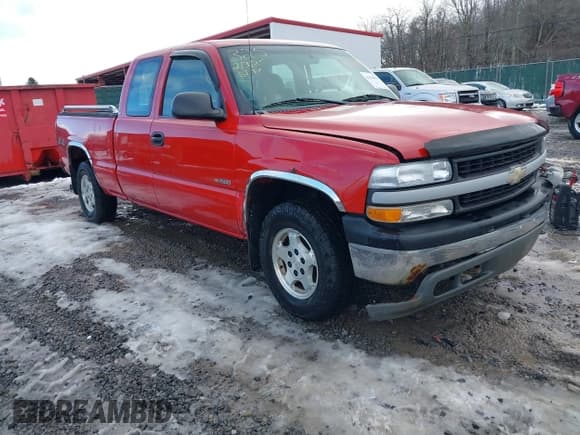 ✅ 2001 Chevrolet Silverado 1500 LS • VIN: 2GCEK19V211385829 • Lot: 41544983. Wystawiony na IAAI z przebiegiem 92 936 mil. Bezpłatny archiwum sprzedaży aukcyjnych z USA i szczegółowy raport historii pojazdu na DreamBid. Zdjęcie 1.