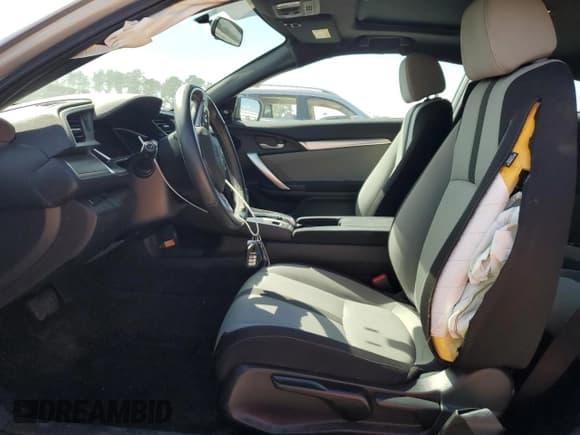 ✅ 2018 Honda Civic EX-T • VIN: 2HGFC3B33JH357004 • Lot: 80526055. Wystawiony na Copart z przebiegiem 87 426 mil. Bezpłatny archiwum sprzedaży aukcyjnych z USA i szczegółowy raport historii pojazdu na DreamBid. Zdjęcie 7.