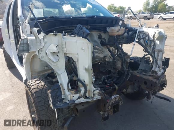 ✅ 2020 Chevrolet Silverado 1500 LT Trail Boss • VIN: 3GCPYFEL5LG376688 • Лот: 43278222. Опубликован ранее на IAAI с пробегом Не указан. Бесплатный доступ к архиву аукционных продаж из США и подробный отчёт об истории автомобиля на DreamBid. Изображение 6.