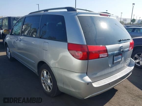 ✅ 2005 Toyota Sienna XLE Limited • VIN: 5TDZA22C35S356308 • Lot: 43614662. Listed on IAAI with 137,343 mi. Free auction sales archive from the USA and detailed vehicle history report at DreamBid. Image 3.