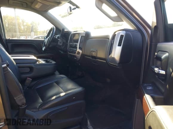 ✅ 2014 GMC Sierra 1500 SLE • VIN: 1GTV2UEC0EZ146170 • Лот: 43408585. Опубликован ранее на IAAI с пробегом 207 783 миль. Бесплатный доступ к архиву аукционных продаж из США и подробный отчёт об истории автомобиля на DreamBid. Изображение 5.