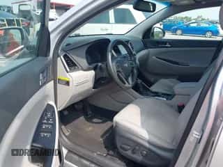 2018 Hyundai Tucson Value with VIN KM8J33A22JU719219, listed as a IAAI auction lot 42993626 with 101,794 mi miles and . Bid and sale history available at DreamBid. Image 5.