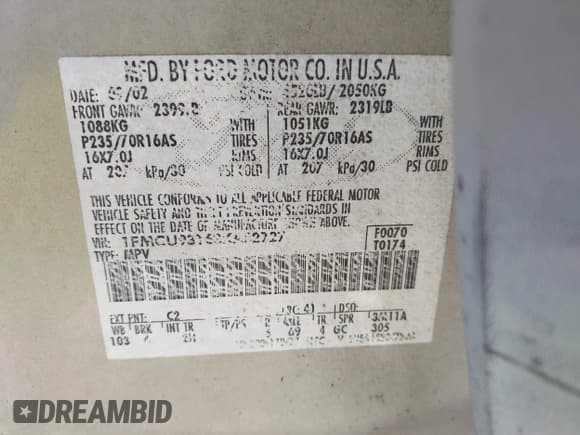 ✅ 2003 Ford Escape XLT Popular 2 • VIN: 1FMCU93163KA62727 • Lot: 43903448. Listed on IAAI with 227,438 mi. Free auction sales archive from the USA and detailed vehicle history report at DreamBid. Image 9.