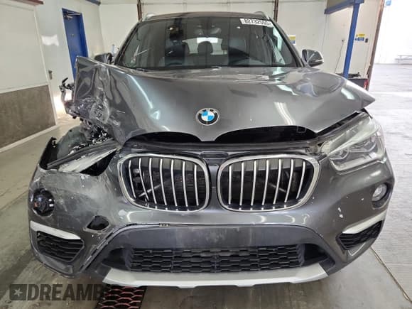 ✅ 2016 BMW X1 xDrive28i • VIN: WBXHT3C38GP884517 • Lot: 82732555. Wystawiony na Copart z przebiegiem 99 771 mil. Bezpłatny archiwum sprzedaży aukcyjnych z USA i szczegółowy raport historii pojazdu na DreamBid. Zdjęcie 5.