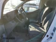 ✅ 2018 Nissan NV200 S • VIN: 3N6CM0KN4JK696234 • Lot: 71793662. Wystawiony na Copart z przebiegiem 132 054 mil. Bezpłatny archiwum sprzedaży aukcyjnych z USA i szczegółowy raport historii pojazdu na DreamBid. Zdjęcie 7.