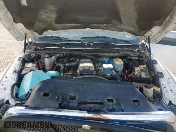 ✅ 2018 Ram 2500 SLT • VIN: 3C6UR5DL8JG275919 • Lot: 84946125. Wystawiony na Copart z przebiegiem 188 113 mil. Bezpłatny archiwum sprzedaży aukcyjnych z USA i szczegółowy raport historii pojazdu na DreamBid. Zdjęcie 11.