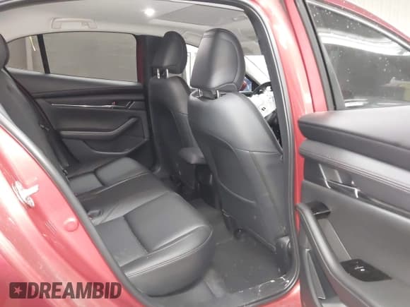 ✅ 2025 Mazda 3 S Preferred • VIN: JM1BPACM7S1779872 • Lot: 43622725. Listed on IAAI with 6,176 mi. Free auction sales archive from the USA and detailed vehicle history report at DreamBid. Image 8.