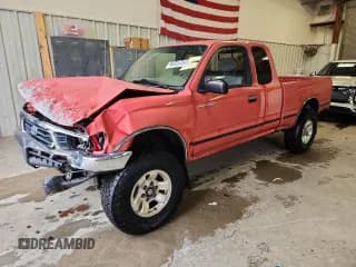 ✅ 1996 Toyota Tacoma • VIN: 4TAWN72N2TZ111965 • Lot: 90322545. Listed on Copart with 145,347 mi. Free auction sales archive from the USA and detailed vehicle history report at DreamBid. Image 1.