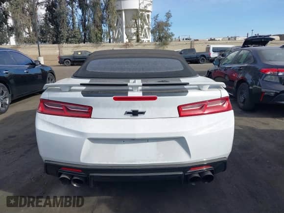 2017 Chevrolet Camaro 1SS с VIN 1G1FF3D76H0105051, выставлен на аукционе IAAI как лот 41198287 с пробегом 60 730 миль миль и . История ставок и продаж доступна на DreamBid. Изображение 17.