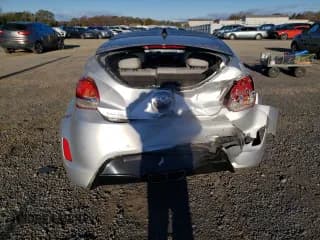 ✅ 2012 Hyundai Veloster w/Gray Int • VIN: KMHTC6AD0CU021139 • Lot: 81772634. Wystawiony na Copart z przebiegiem 162 322 mil. Bezpłatny archiwum sprzedaży aukcyjnych z USA i szczegółowy raport historii pojazdu na DreamBid. Zdjęcie 6.