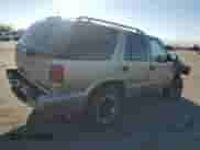 2002 Chevrolet Blazer LS z VIN 1GNDT13W32K118556, wystawiony jako Copart lot #80883814 z przebiegiem 200 632 mil mil oraz Szkoda całkowita • Salvage title. Historia ofert i sprzedaży dostępna na DreamBid. Obrazek 3.