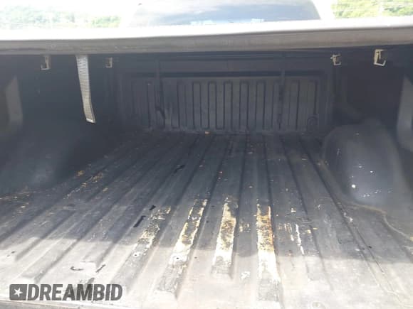 ✅ 2014 Ford F-150 XL • VIN: 1FTMF1EM5EFC18599 • Lot: 42438040. Listed on IAAI with 193,033 mi. Free auction sales archive from the USA and detailed vehicle history report at DreamBid. Image 8.