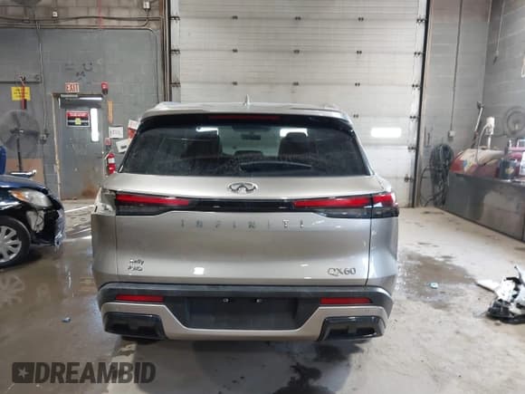 ✅ 2024 Infiniti QX60 Luxe • VIN: 5N1DL1FS2RC342984 • Лот: 41435087. Опубликован ранее на IAAI с пробегом 18 142 миль. Бесплатный доступ к архиву аукционных продаж из США и подробный отчёт об истории автомобиля на DreamBid. Изображение 17.