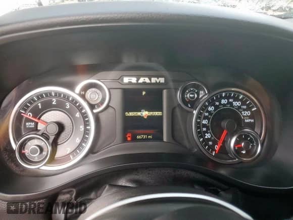 2023 Ram 1500 Big Horn z VIN 1C6RREMTXPN516403, wystawiony jako Copart lot #90931355 z przebiegiem 66 731 mil mil oraz Szkoda całkowita • Salvage title. Historia ofert i sprzedaży dostępna na DreamBid. Obrazek 9.