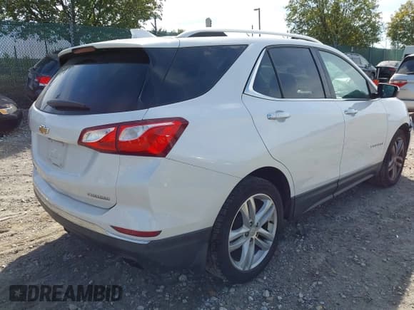 ✅ 2019 Chevrolet Equinox Premier • VIN: 2GNAXPEX8K6180103 • Лот: 43372003. Опубликован ранее на IAAI с пробегом 110 575 миль. Бесплатный доступ к архиву аукционных продаж из США и подробный отчёт об истории автомобиля на DreamBid. Изображение 4.
