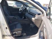 ✅ 2019 Toyota C-HR XLE • VIN: NMTKHMBX8KR080360 • Lot: 42011087. Listed on IAAI with 72,429 mi. Free auction sales archive from the USA and detailed vehicle history report at DreamBid. Image 5.