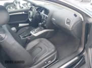 ✅ 2013 Audi A5 Premium • VIN: WAUCFAFR4DA042899 • Лот: 42682496. Опубликован ранее на IAAI с пробегом 60 274 миль. Бесплатный доступ к архиву аукционных продаж из США и подробный отчёт об истории автомобиля на DreamBid. Изображение 5.