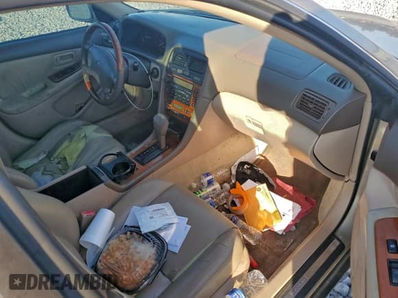 ✅ 2000 Lexus ES 300 • VIN: JT8BF28GXY0268522 • Лот: 95859115. Опубликован ранее на Copart с пробегом 154 772 миль. Бесплатный доступ к архиву аукционных продаж из США и подробный отчёт об истории автомобиля на DreamBid. Изображение 8.