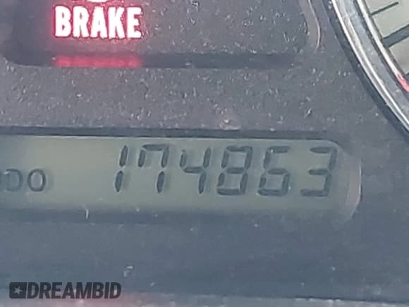 ✅ 2001 Mazda MX-5 Miata • VIN: JM1NB353510214861 • Lot: 41906052. Listed on IAAI with 174,863 mi. Free auction sales archive from the USA and detailed vehicle history report at DreamBid. Image 7.