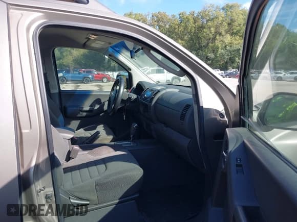 ✅ 2008 Nissan Xterra S • VIN: 5N1AN08U78C536107 • Lot: 43343722. Wystawiony na IAAI z przebiegiem 160 458 mil. Bezpłatny archiwum sprzedaży aukcyjnych z USA i szczegółowy raport historii pojazdu na DreamBid. Zdjęcie 5.