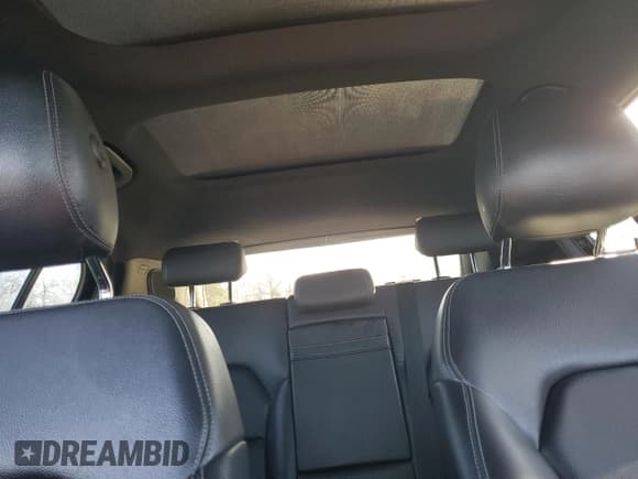 ✅ 2016 Mercedes-Benz GLA 250 • VIN: WDCTG4GB9GJ258491 • Лот: 85345405. Опубликован ранее на Copart с пробегом 94 910 миль. Бесплатный доступ к архиву аукционных продаж из США и подробный отчёт об истории автомобиля на DreamBid. Изображение 10.