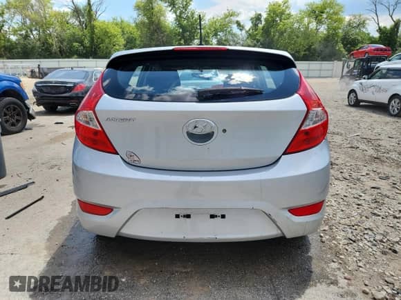 ✅ 2015 Hyundai Accent Sport • VIN: KMHCU5AE6FU205697 • Lot: 63021735. Wystawiony na Copart z przebiegiem 61 702 mil. Bezpłatny archiwum sprzedaży aukcyjnych z USA i szczegółowy raport historii pojazdu na DreamBid. Zdjęcie 6.