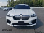 ✅ 2021 BMW X4 xDrive30i • VIN: 5UX2V1C0XM9G39856 • Lot: 71262315. Wystawiony na Copart z przebiegiem Nie podano. Bezpłatny archiwum sprzedaży aukcyjnych z USA i szczegółowy raport historii pojazdu na DreamBid. Zdjęcie 5.
