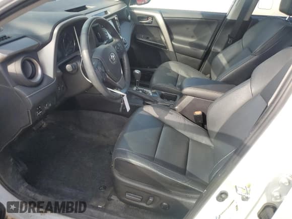 ✅ 2017 Toyota RAV4 Limited • VIN: 2T3DFREV7HW591105 • Lot: 86161005. Listed on Copart with 84,423 mi. Free auction sales archive from the USA and detailed vehicle history report at DreamBid. Image 7.